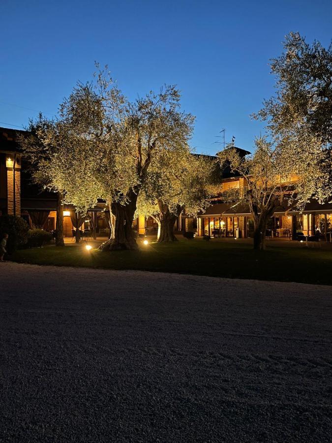 Agriturismo Ripa Del Bosco Capriolo Eksteriør bilde